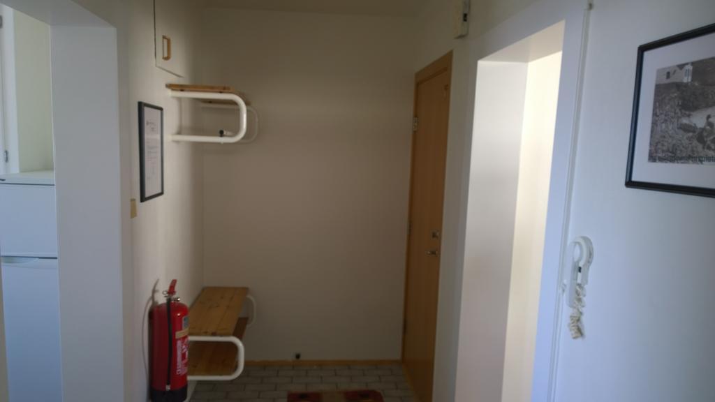 Budget Apartment With Ocean View Isafjordur Exterior photo